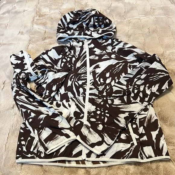 Packlable Run Jacket - Picture 9 of 13